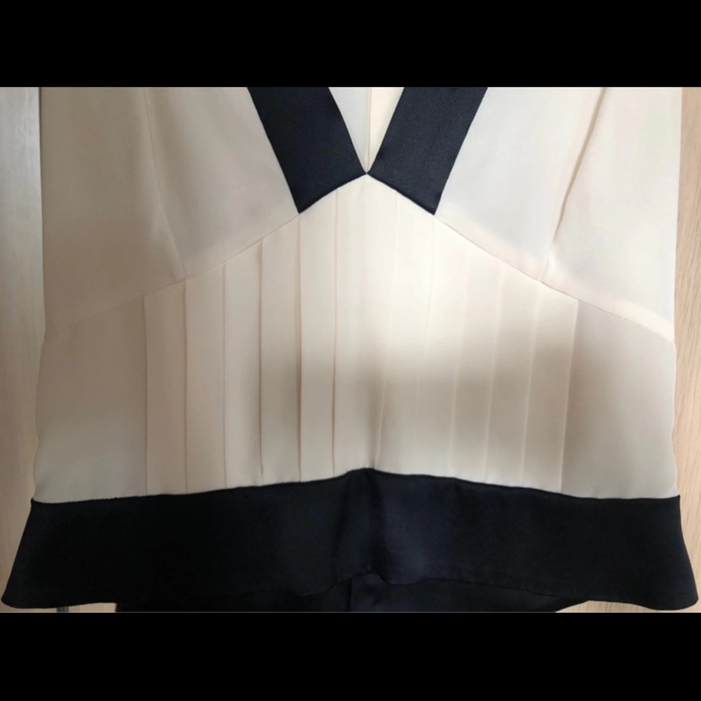 Chanel - Picture 4 of 5
